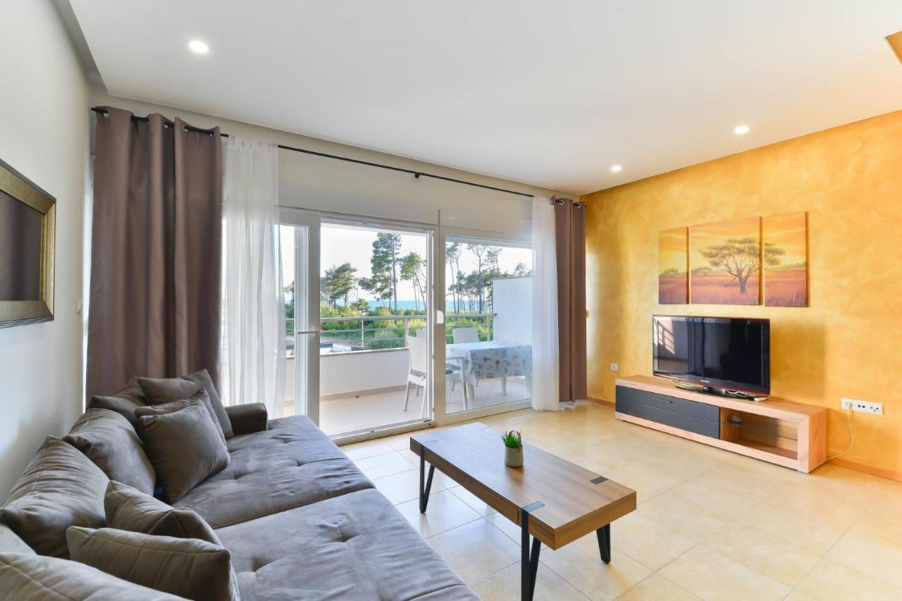Modern Apartments Punta With Sea View- By Ta Leut Agency Привлака Экстерьер фото